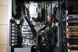 パソコンを自作するデメリットとメリットについて詳しく紹介します