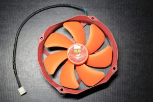 自作パソコンとは何かについて詳しく紹介するとともにおすすめの雑誌を紹介します